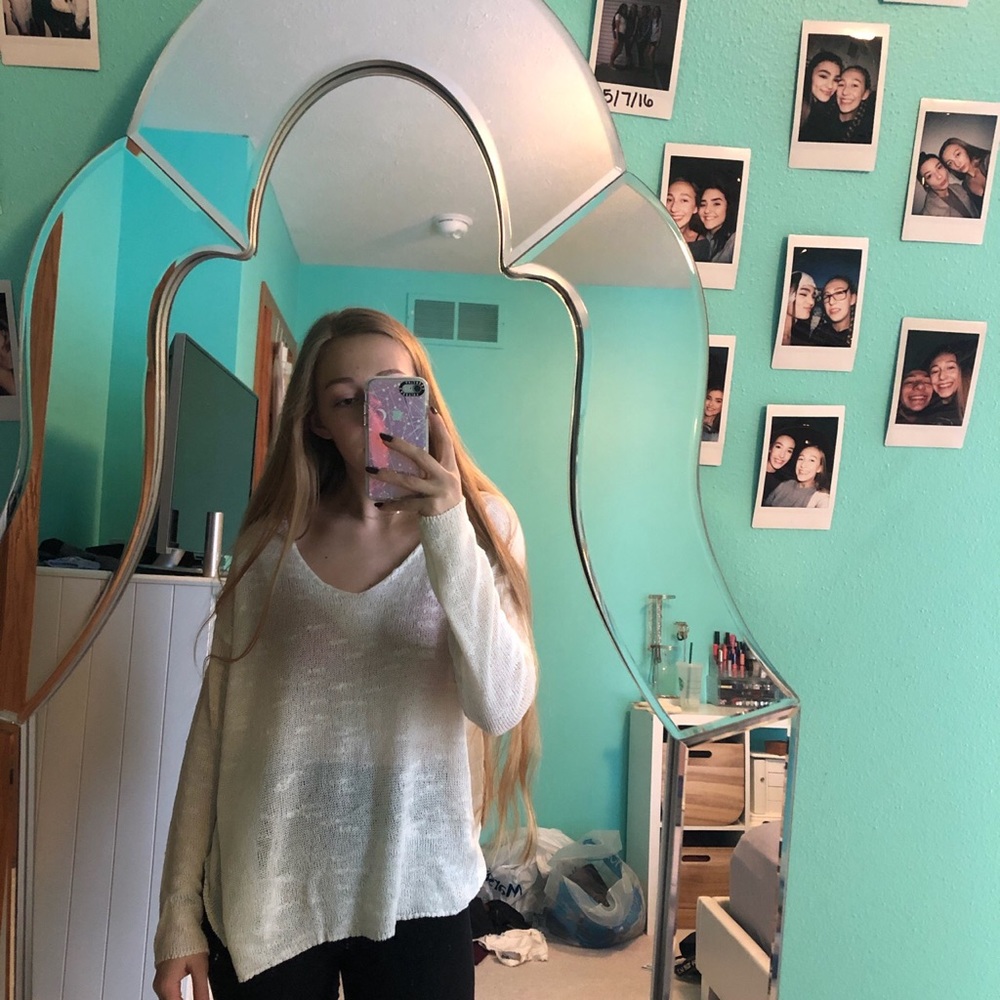thin knit sweater